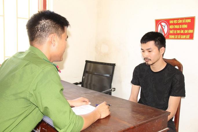 chiem doat 450 trieu dong nho ban so lo de ao tren mang xa hoi